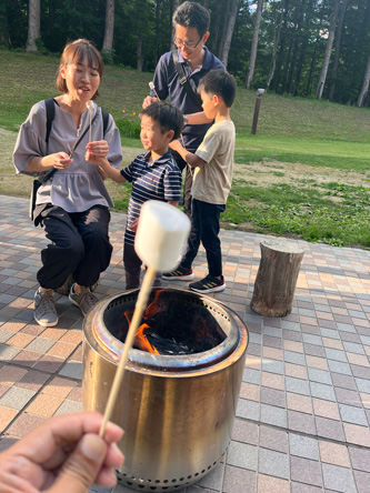 子供に人気のマシュマロ焼き