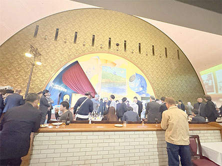 平均年齢は高め