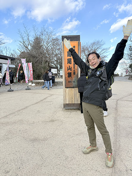 寒いからか人は少なし